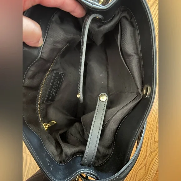 Valentina Fiore Woven Italian Leather
Bucket Handbag - Picture 7 of 7